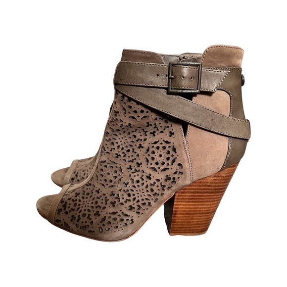 VINCE CAMUTO SANDAL HEELS SZ 9 - Picture 3 of 6